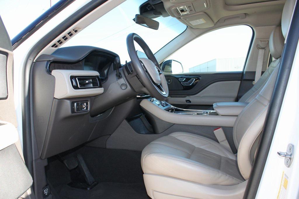 used 2022 Lincoln Aviator car, priced at $45,381
