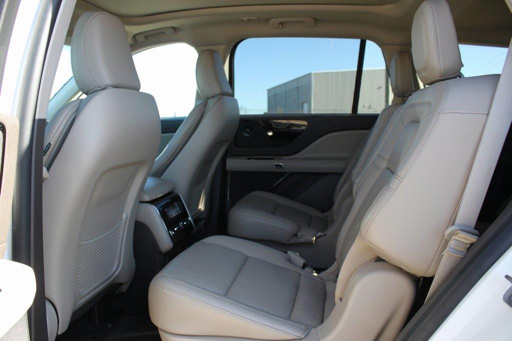 used 2022 Lincoln Aviator car, priced at $45,381