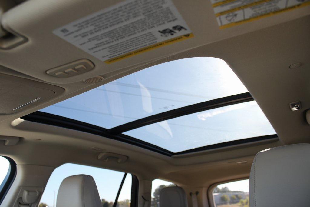 used 2022 Lincoln Aviator car, priced at $45,381