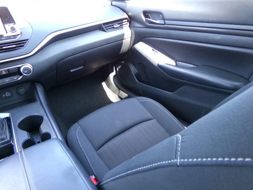 used 2023 Nissan Altima car, priced at $17,586