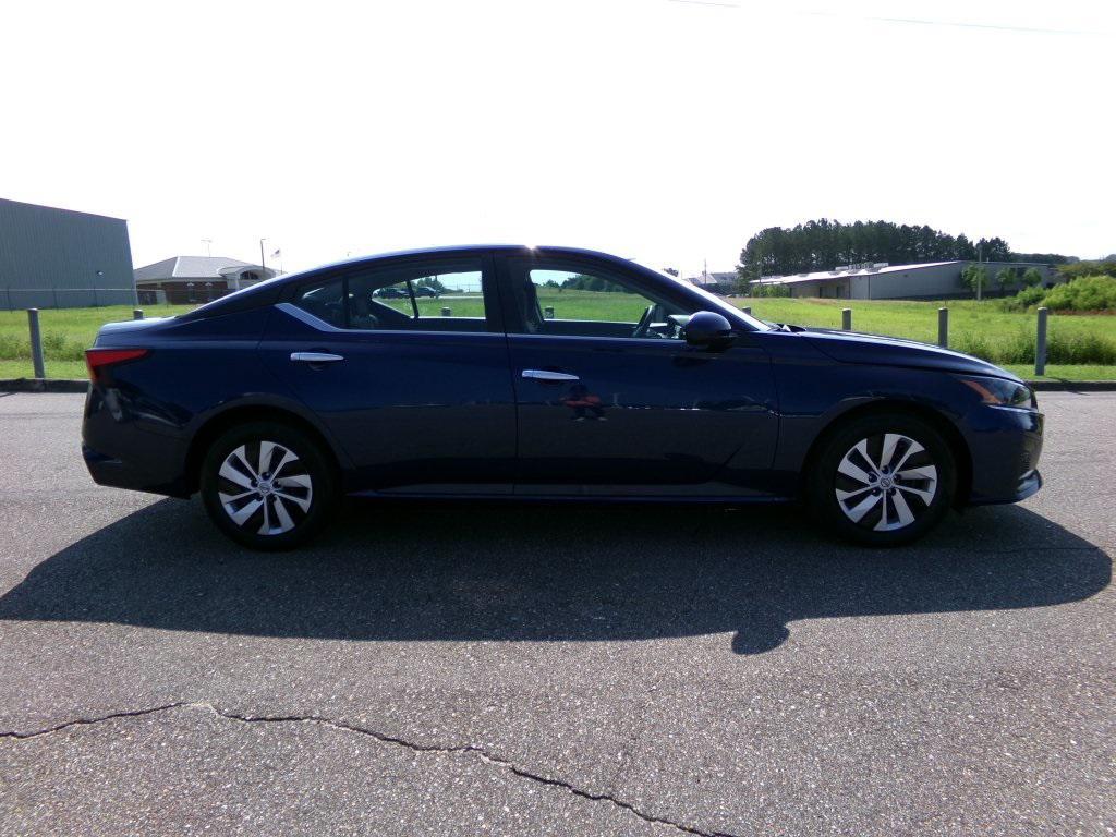 used 2023 Nissan Altima car, priced at $17,586
