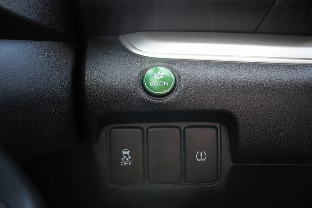 used 2016 Honda CR-V car, priced at $11,481