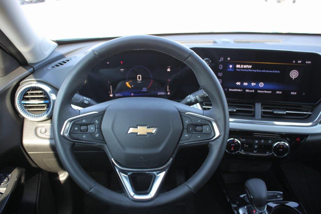 new 2025 Chevrolet Trax car, priced at $25,790