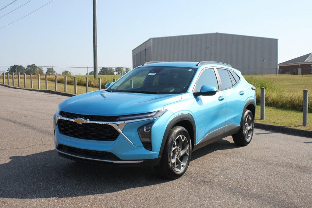 new 2025 Chevrolet Trax car, priced at $25,790