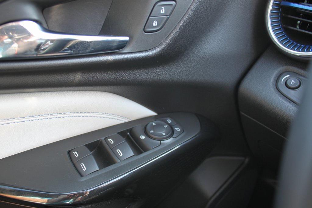 new 2025 Chevrolet Trax car, priced at $25,790