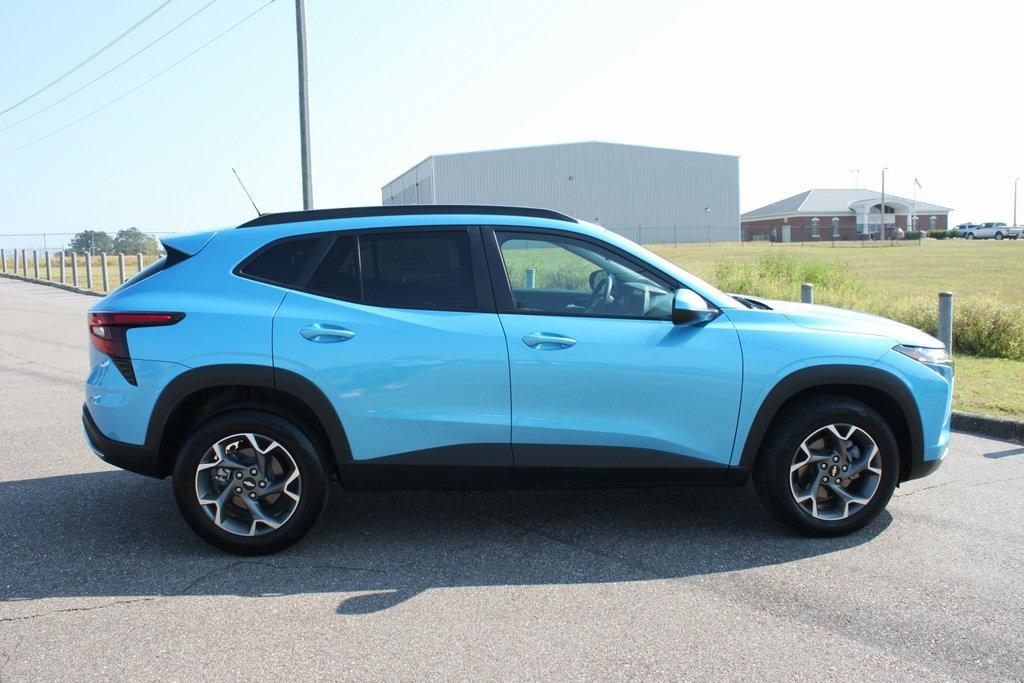 new 2025 Chevrolet Trax car, priced at $25,790