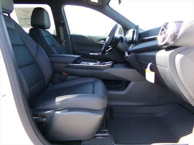 new 2026 Chevrolet Equinox car, priced at $32,380