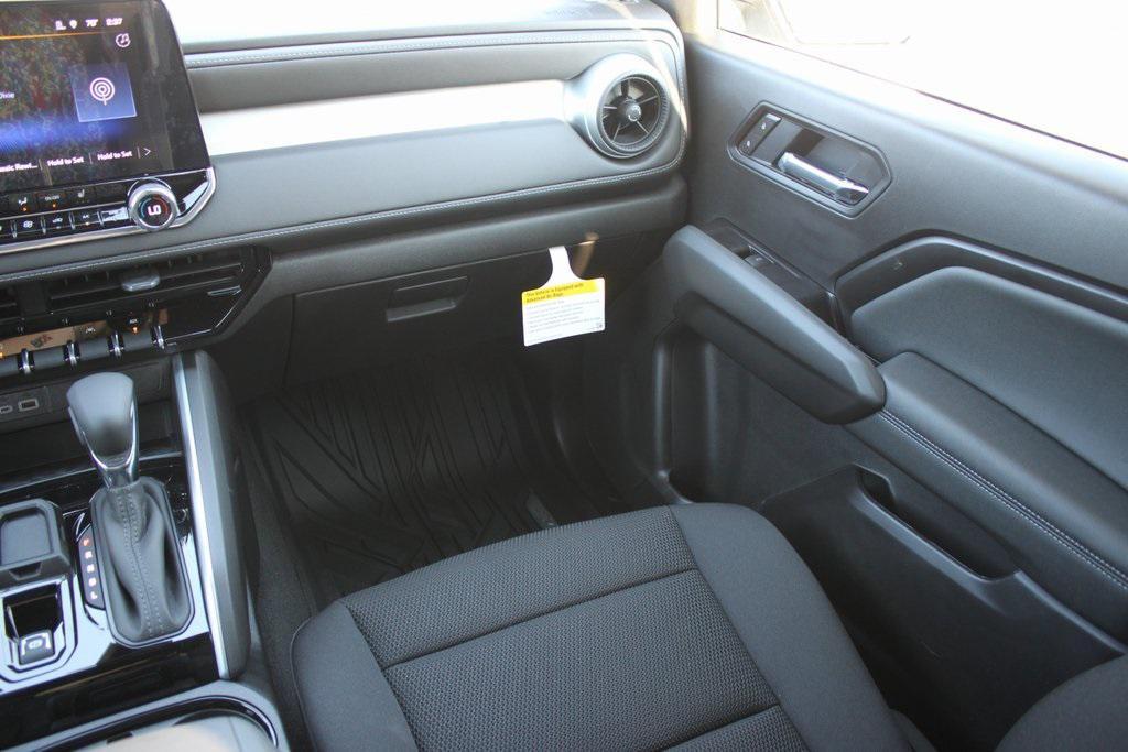 new 2026 Chevrolet Colorado car, priced at $38,495
