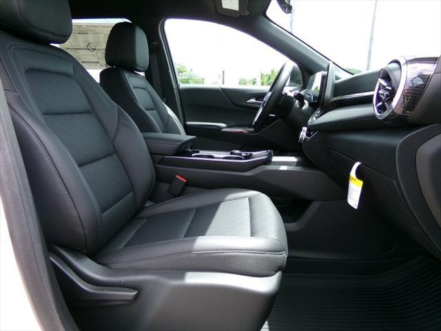 new 2026 Chevrolet Equinox car, priced at $33,925