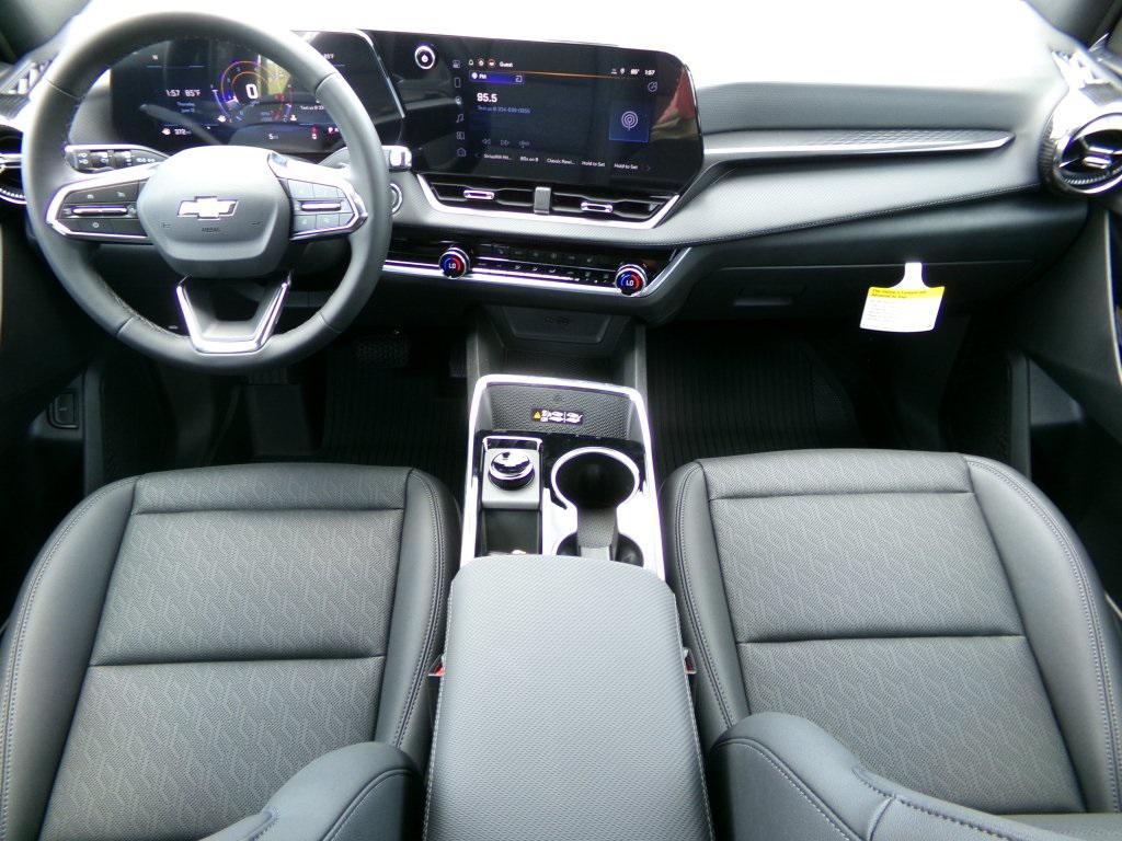 new 2026 Chevrolet Equinox car, priced at $33,925