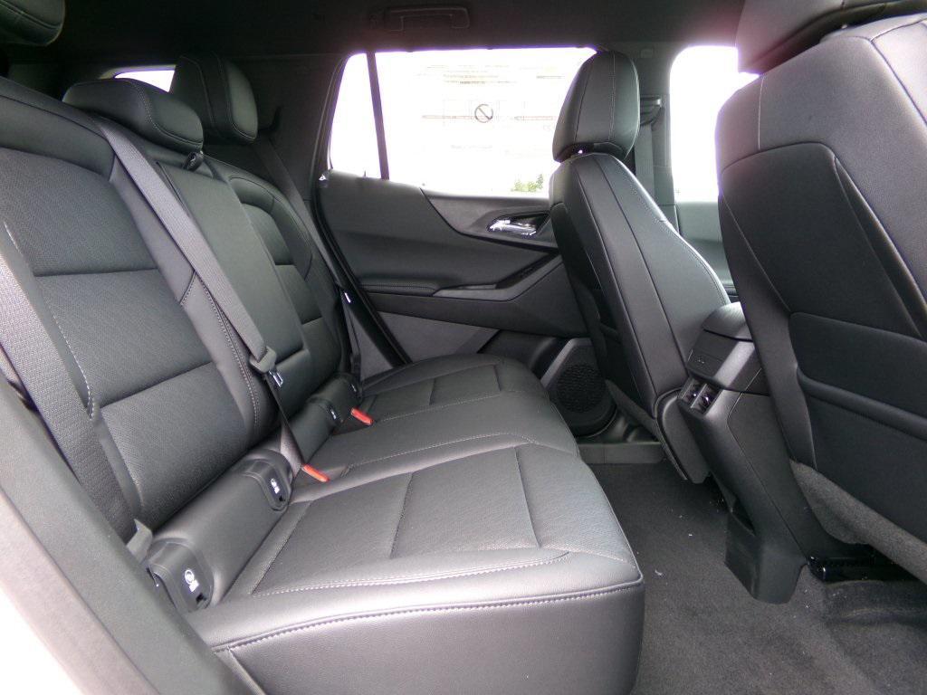 new 2026 Chevrolet Equinox car, priced at $33,925
