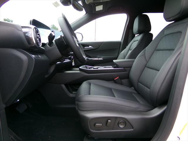 new 2026 Chevrolet Equinox car, priced at $33,925