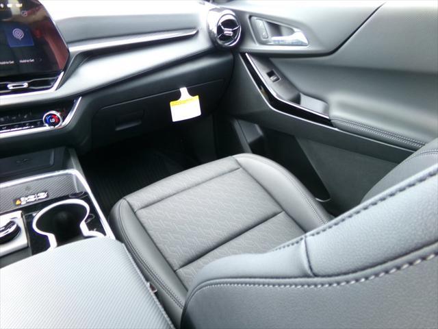 new 2026 Chevrolet Equinox car, priced at $33,925