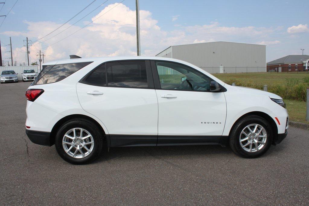 used 2022 Chevrolet Equinox car, priced at $19,681