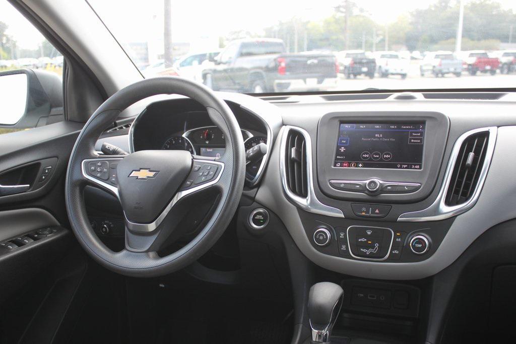used 2022 Chevrolet Equinox car, priced at $19,681