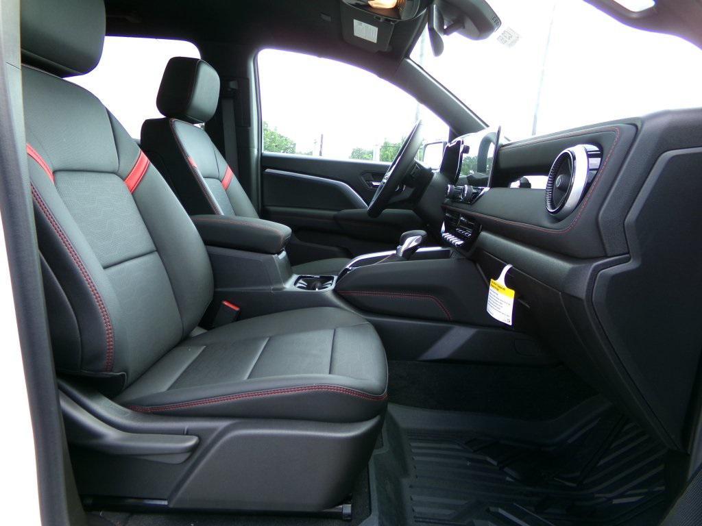 new 2025 Chevrolet Colorado car, priced at $49,580