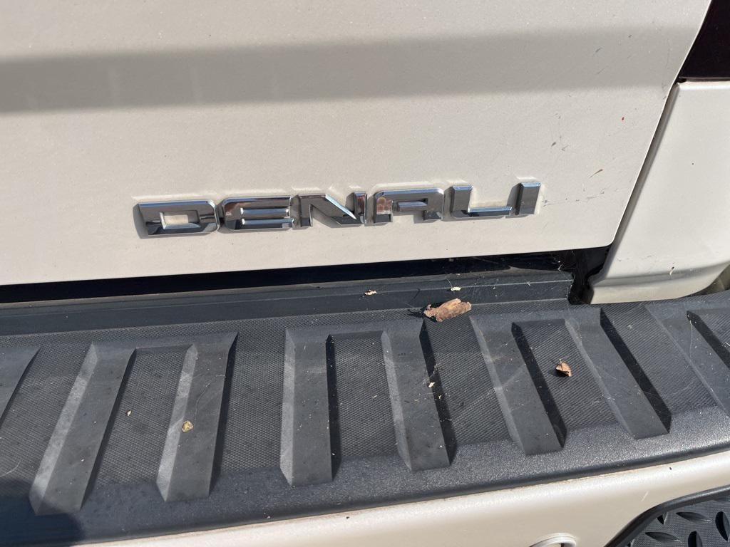 used 2015 GMC Sierra 1500 car, priced at $21,981