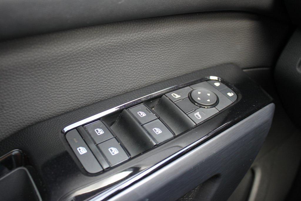 used 2023 Nissan Pathfinder car, priced at $32,381