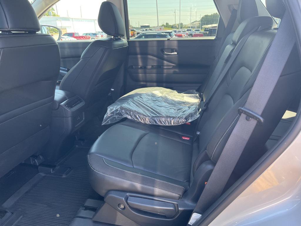 used 2023 Nissan Pathfinder car, priced at $34,181