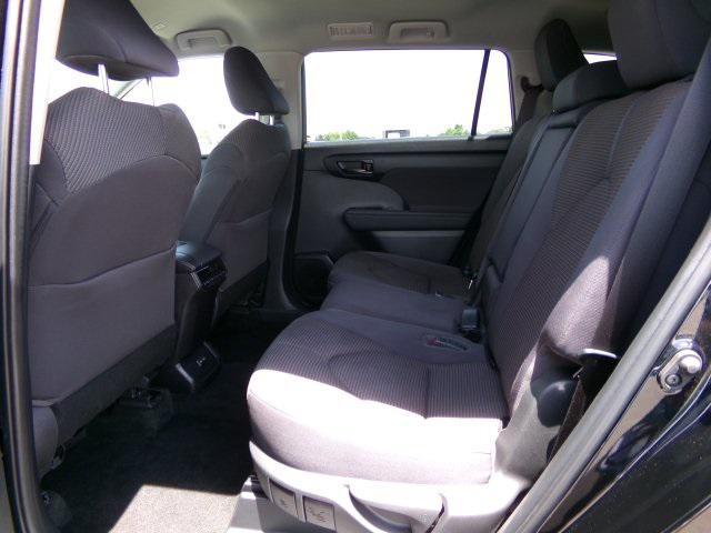 used 2023 Toyota Highlander car, priced at $33,950