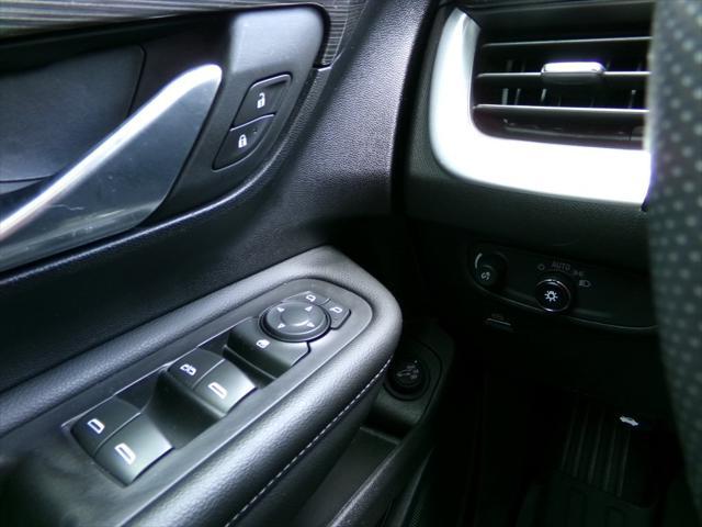 used 2024 GMC Terrain car, priced at $26,288
