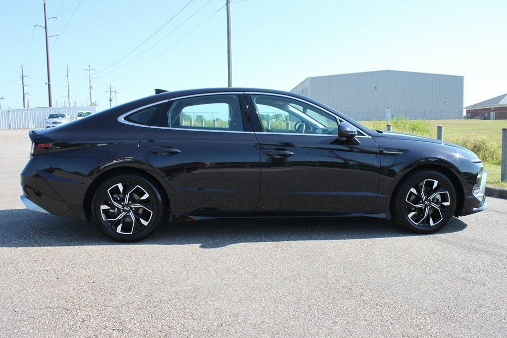 used 2024 Hyundai Sonata car, priced at $22,777