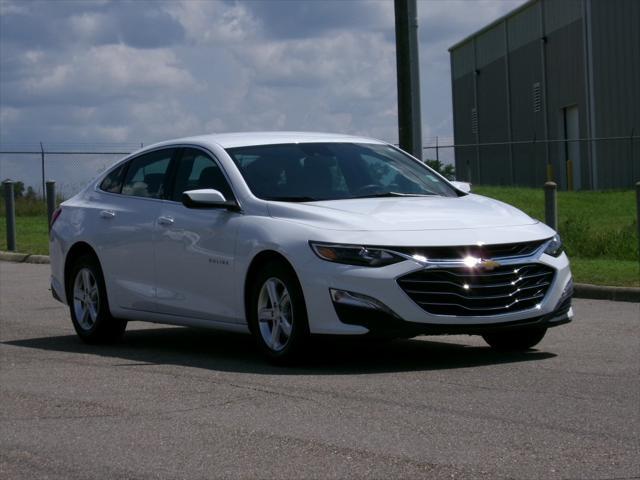 used 2024 Chevrolet Malibu car, priced at $20,536
