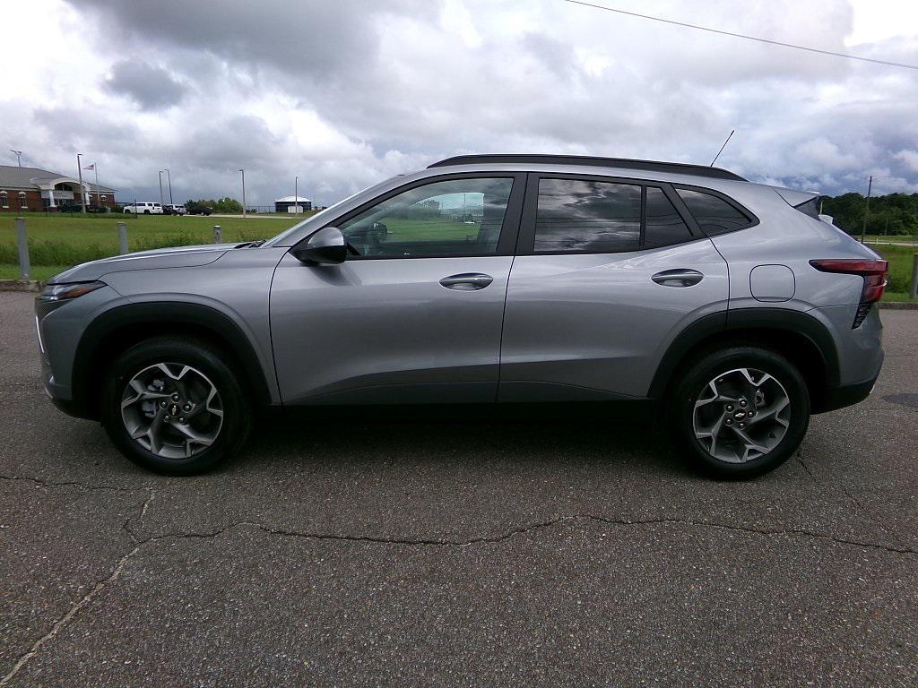 new 2025 Chevrolet Trax car, priced at $26,855