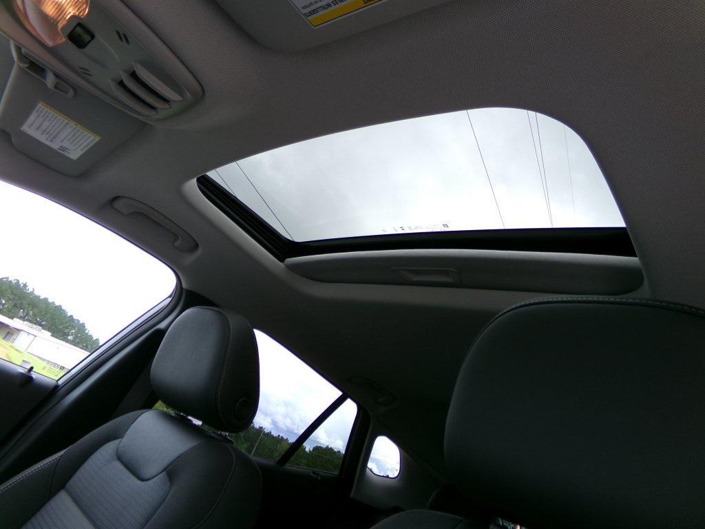 new 2025 Chevrolet Trax car, priced at $26,855