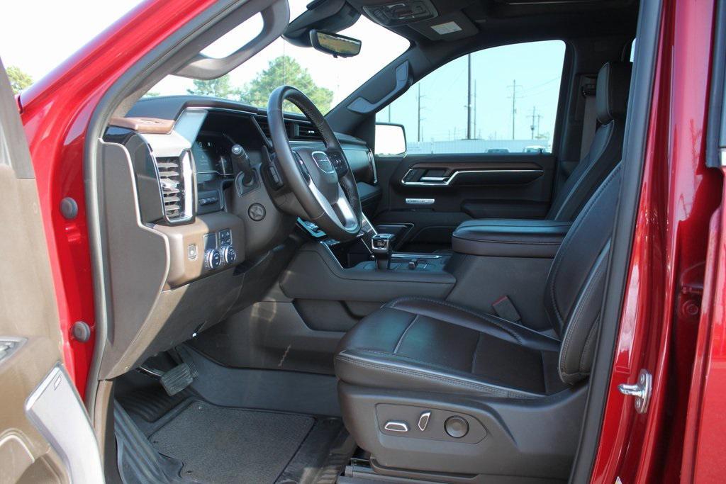 used 2023 GMC Sierra 1500 car, priced at $48,381