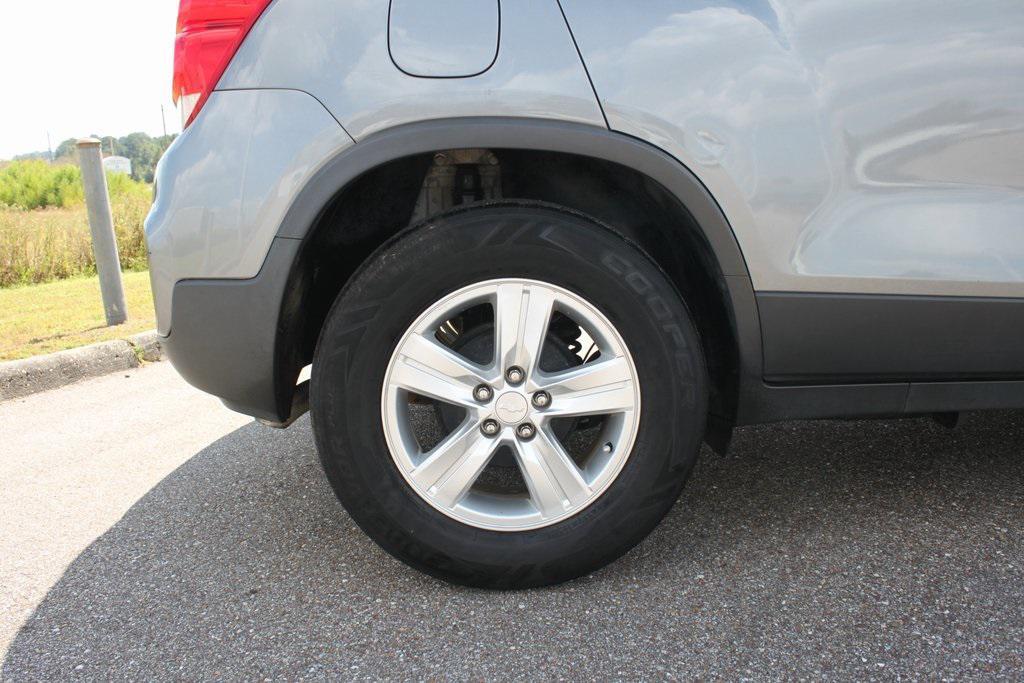 used 2020 Chevrolet Trax car, priced at $13,887