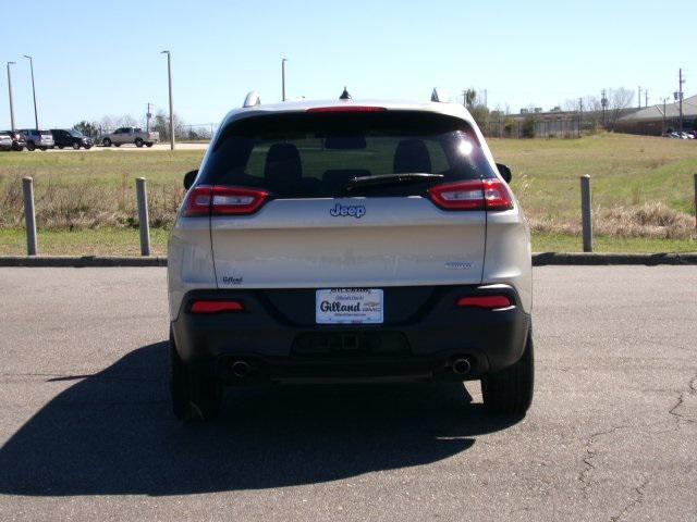 used 2014 Jeep Cherokee car, priced at $9,976