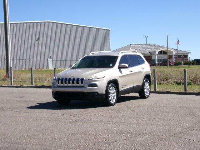 used 2014 Jeep Cherokee car, priced at $9,976