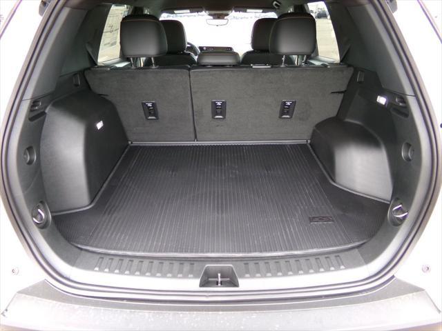 new 2026 Chevrolet Equinox car, priced at $36,625