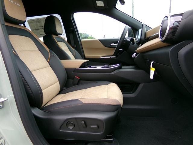 new 2026 Chevrolet Equinox car, priced at $36,625