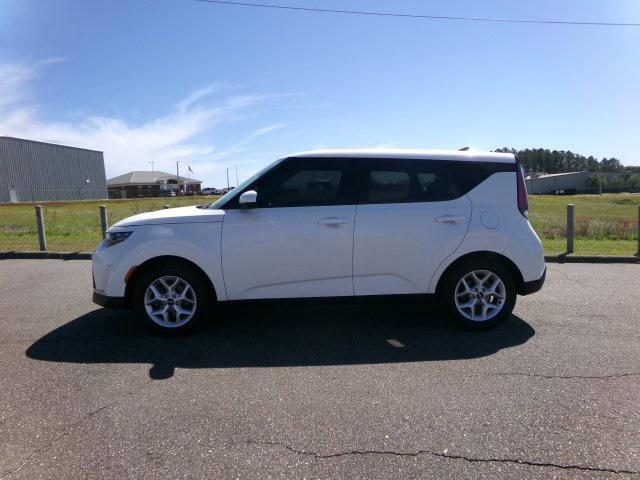 used 2023 Kia Soul car, priced at $15,998