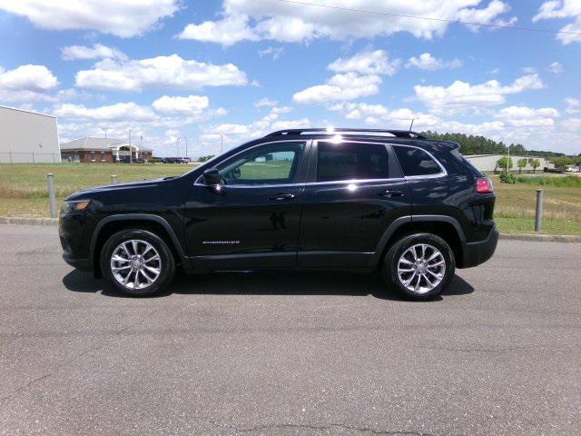 used 2022 Jeep Cherokee car, priced at $26,300