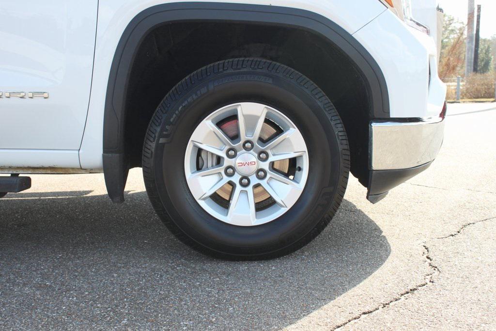 used 2021 GMC Sierra 1500 car, priced at $26,281
