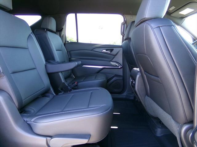 new 2025 Chevrolet Traverse car, priced at $45,995