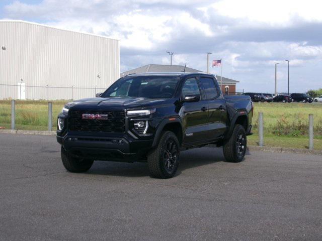 new 2025 GMC Canyon car, priced at $43,815