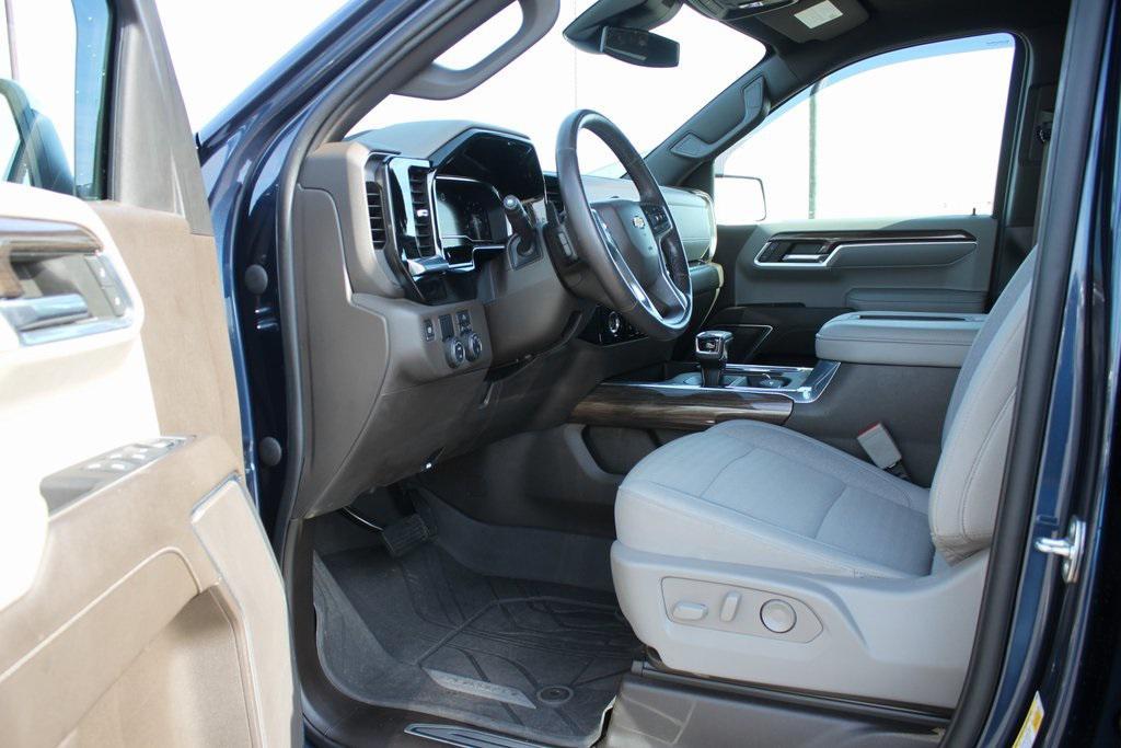 used 2022 Chevrolet Silverado 1500 car, priced at $35,781