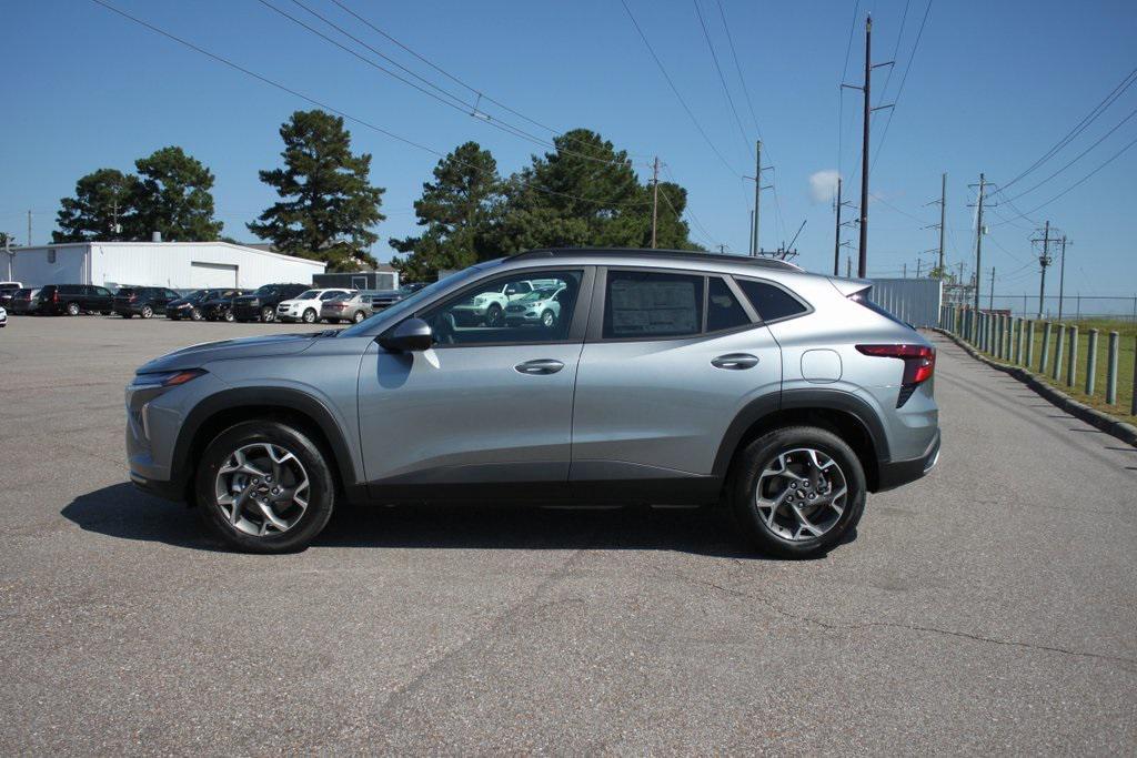 new 2025 Chevrolet Trax car, priced at $25,960