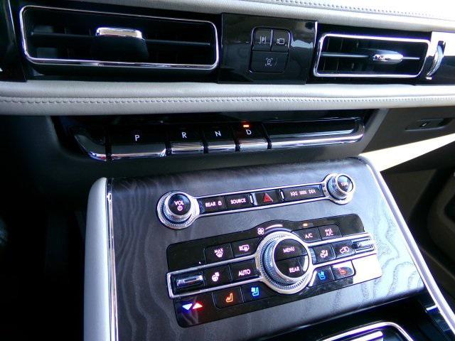used 2022 Lincoln Aviator car, priced at $49,388