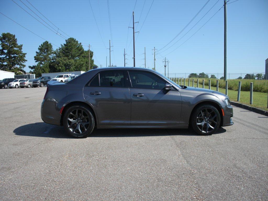 used 2021 Chrysler 300 car, priced at $27,866