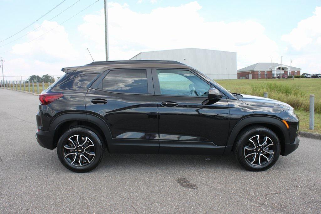 used 2022 Chevrolet TrailBlazer car, priced at $20,281