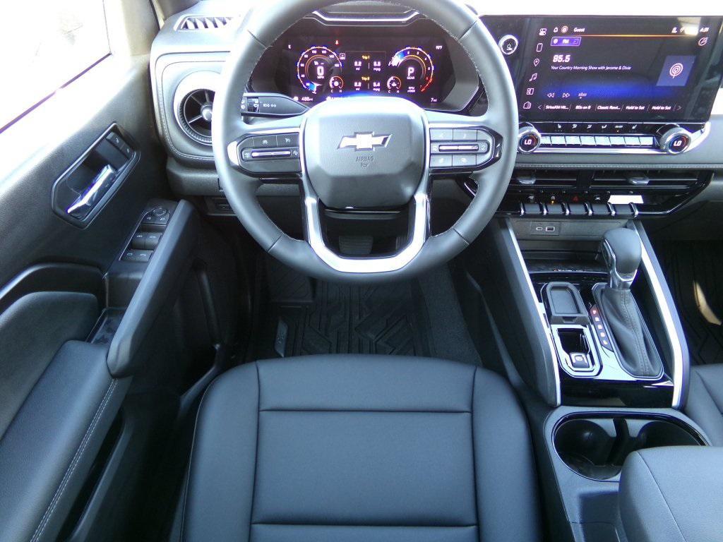 new 2025 Chevrolet Colorado car, priced at $43,220