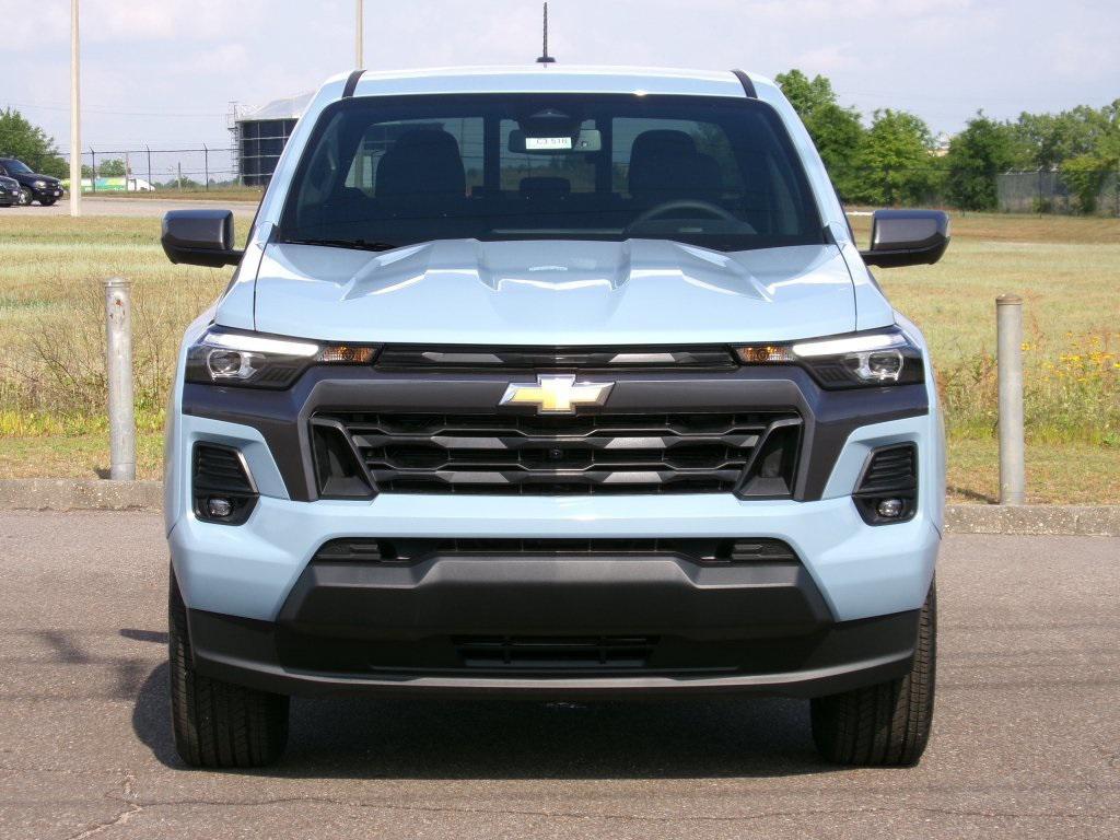 new 2025 Chevrolet Colorado car, priced at $43,220