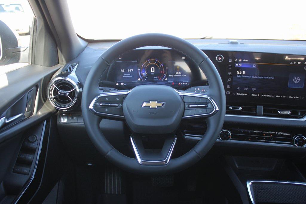 new 2026 Chevrolet Equinox car, priced at $30,860