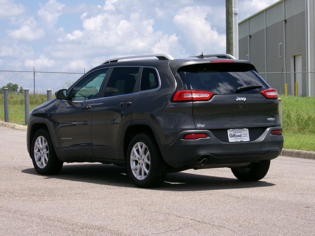 used 2017 Jeep Cherokee car, priced at $12,916