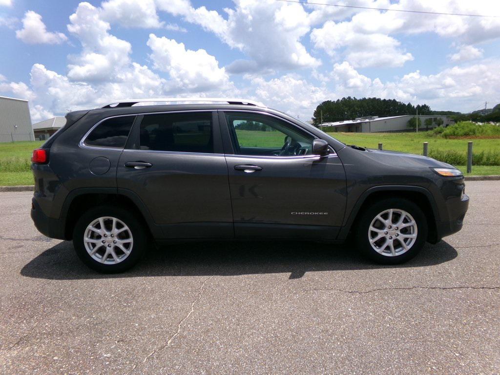 used 2017 Jeep Cherokee car, priced at $12,916